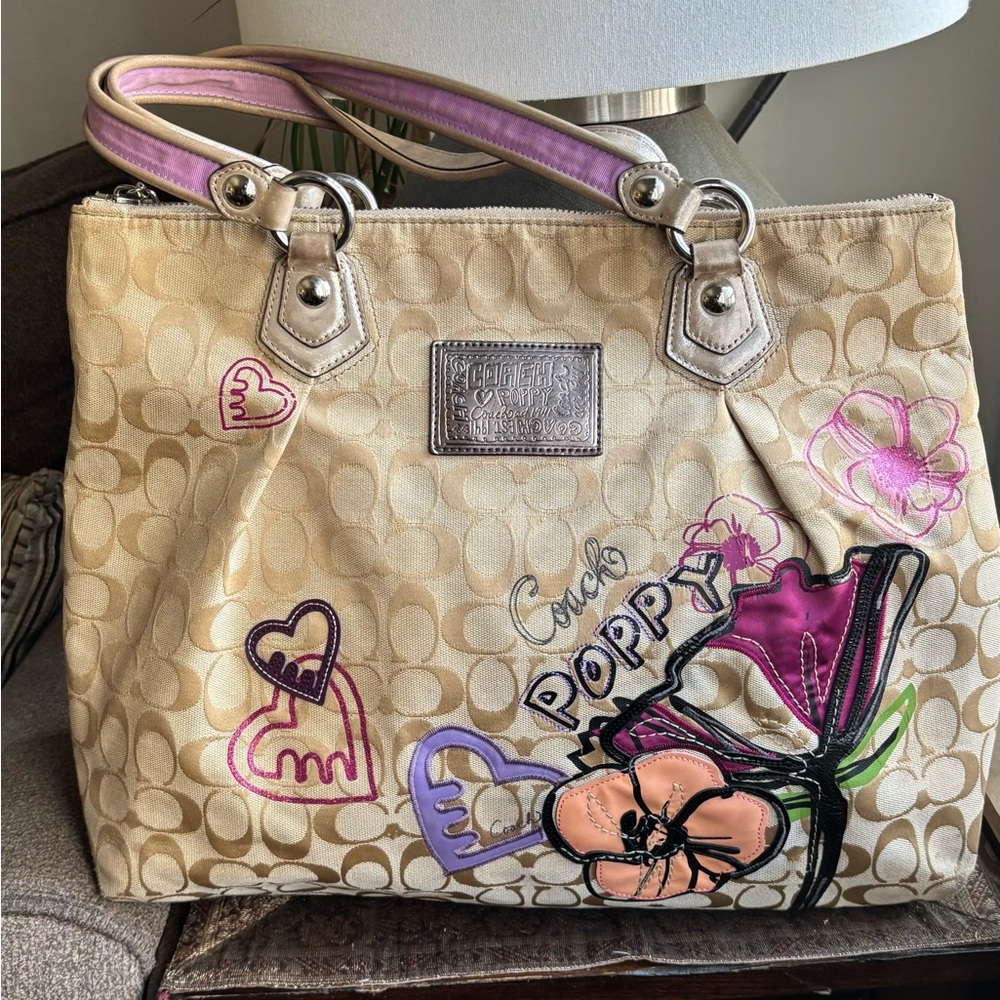 Authentic Coach 1941 Poppy Beige & Purple floral signature appliqué zip top Tote